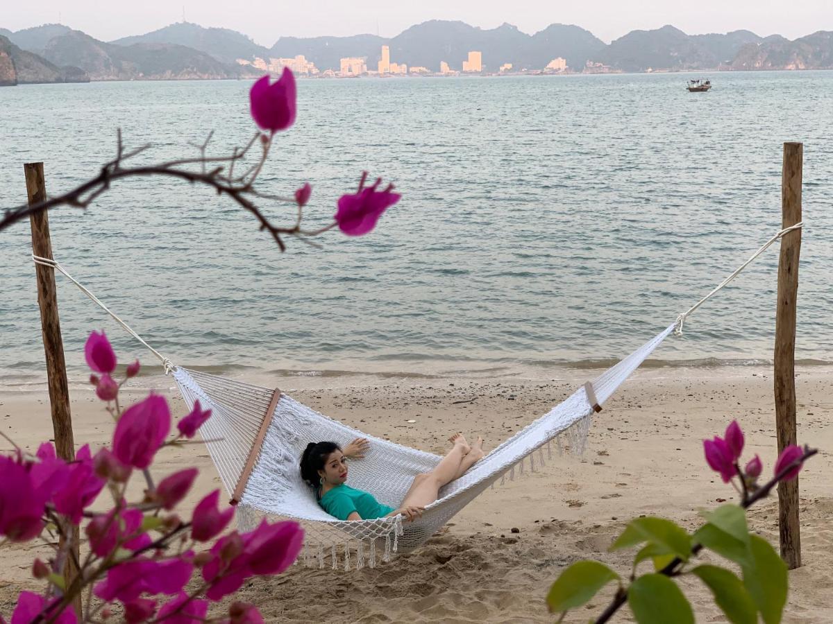Ocean Beach Resort Cat Ba Island ภายนอก รูปภาพ
