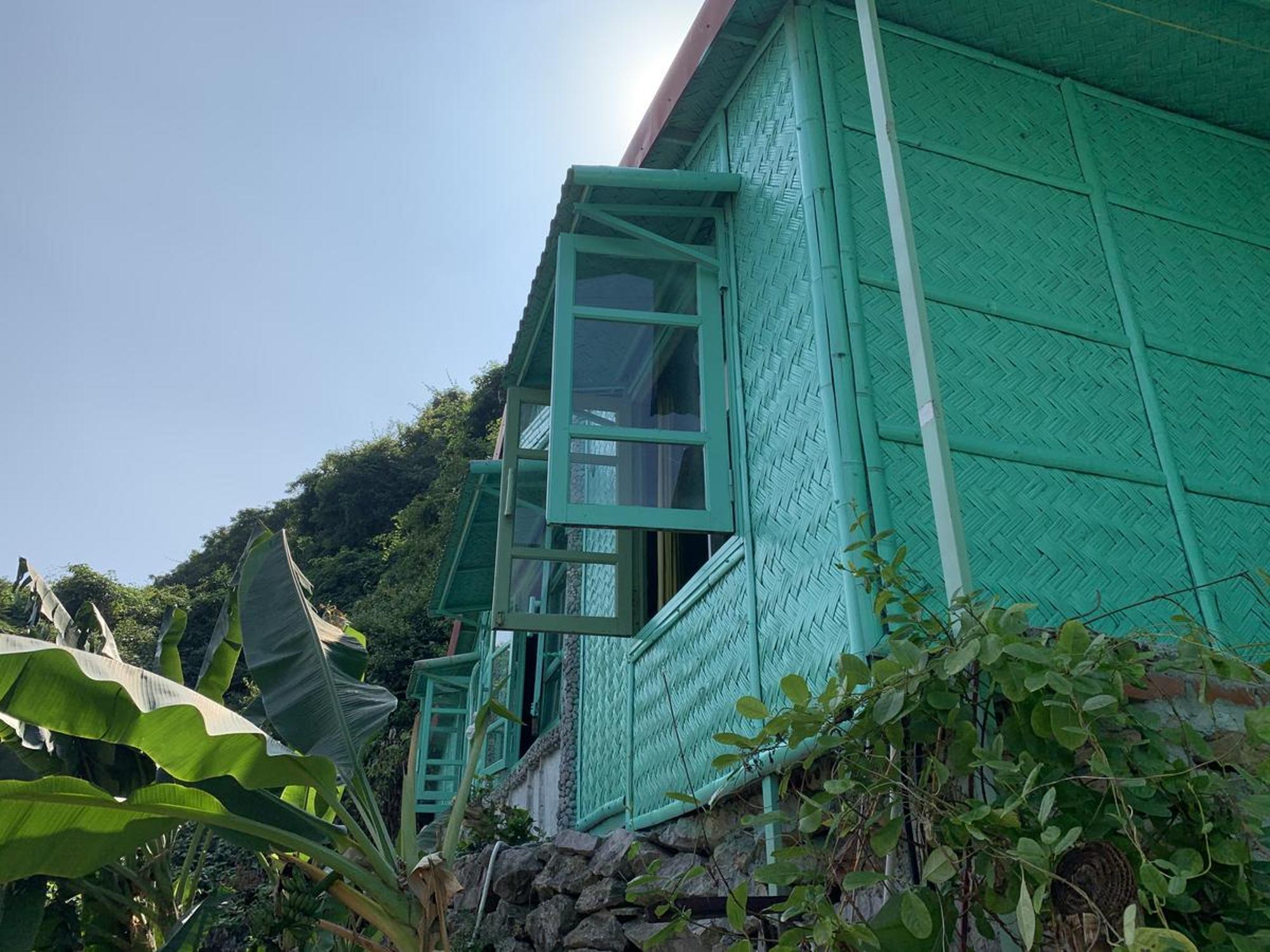 Ocean Beach Resort Cat Ba Island ภายนอก รูปภาพ