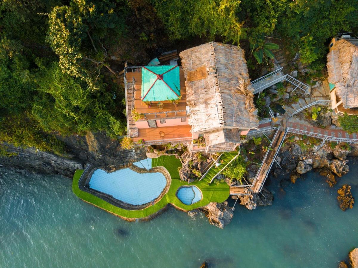 Ocean Beach Resort Cat Ba Island ภายนอก รูปภาพ