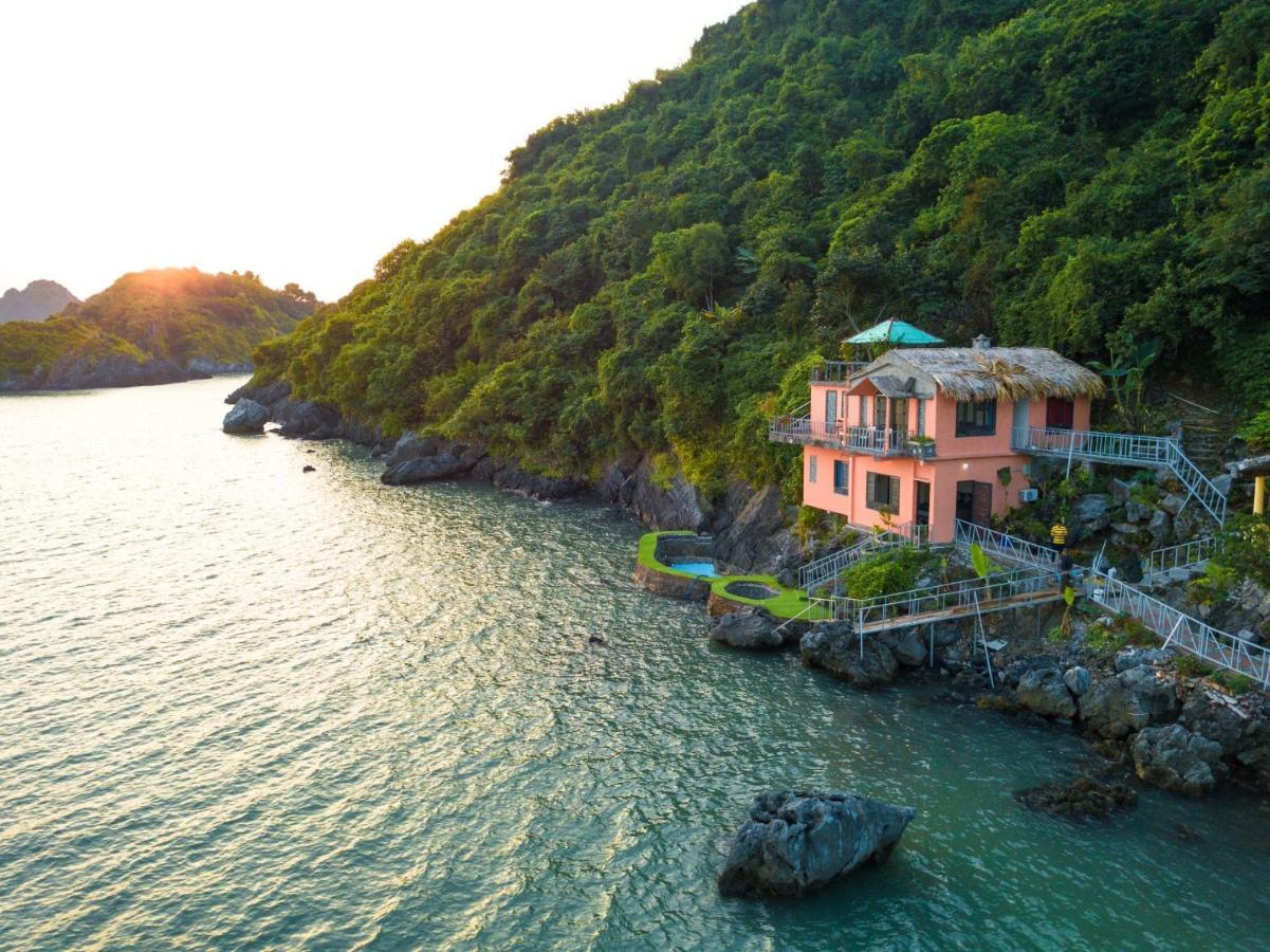 Ocean Beach Resort Cat Ba Island ภายนอก รูปภาพ